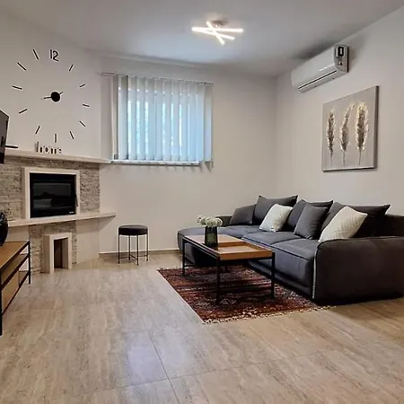 Διαμέρισμα Kata's Apartment's *