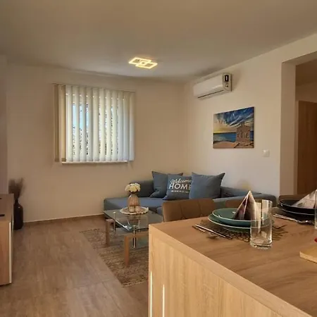 Διαμέρισμα Kata's Apartment's *